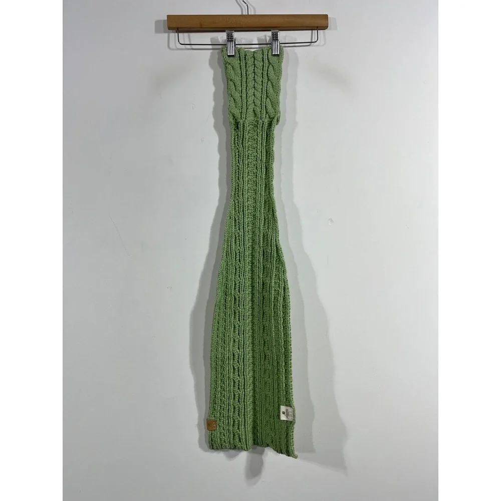 Aran Traditions Preppy Green Cable Knit Scarf Button Winter Wrap Fisherman